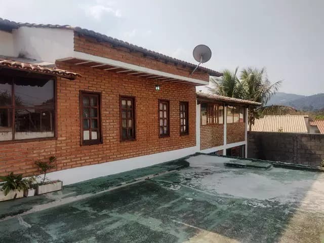 Casa em Betim bairro Ponte Alta em dois lotes de 1.120m2