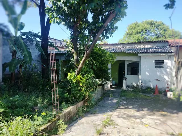 Casa em Betim bairro Filadélfia - Oportunidade Lote comercial