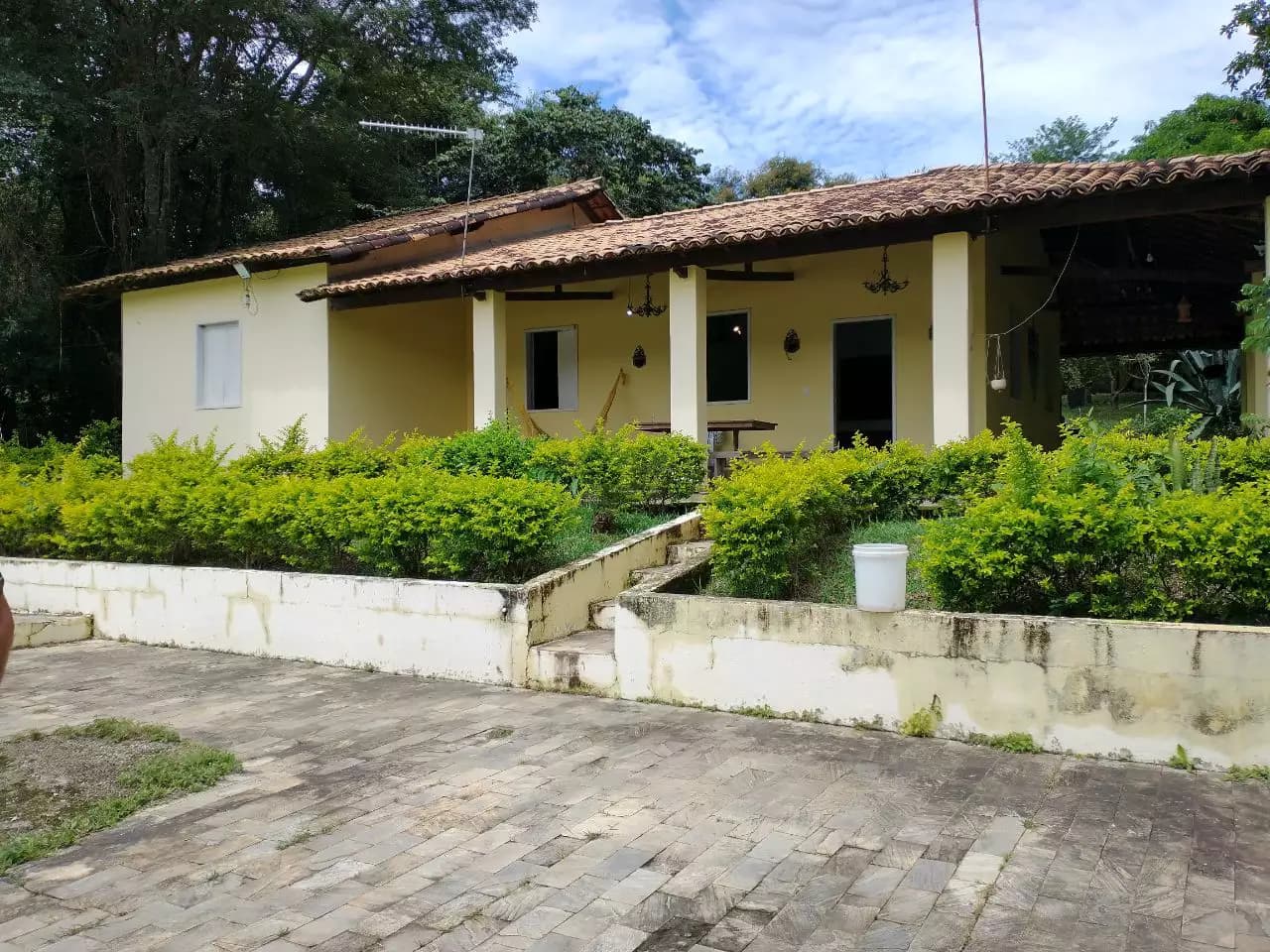 SÍTIO E FÁBRICA DE CERVEJA ARTESANAL EM BETIM