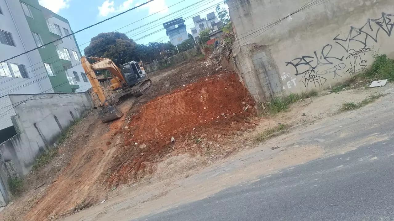 Lote de aproximadamente 600m² no bairro Ponte Alta em Betim/MG