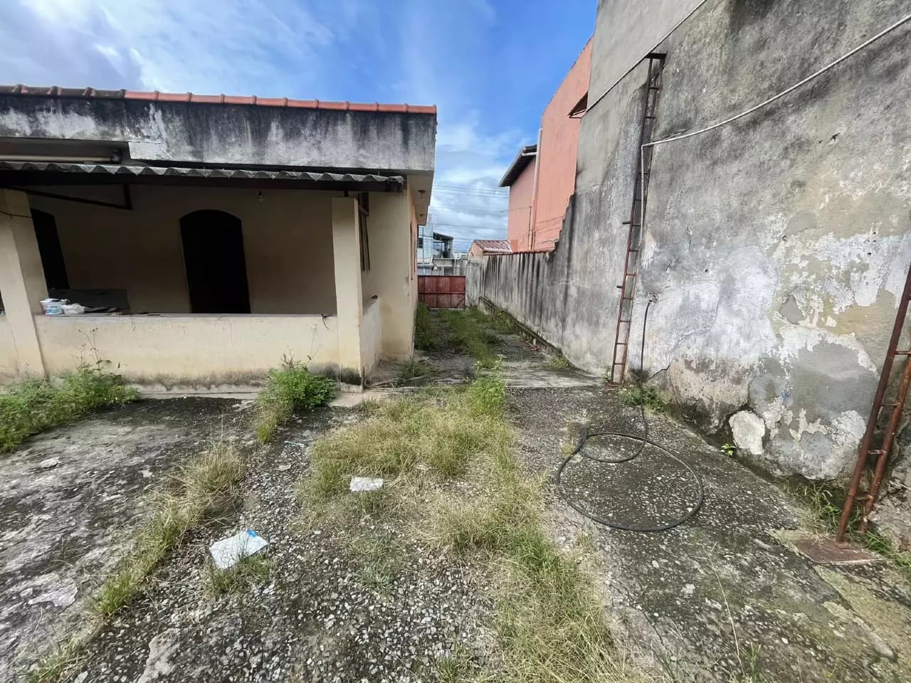 Casa à venda, 3 quartos, 1 suíte, 4 vagas, Senhora das Graças - Betim/MG